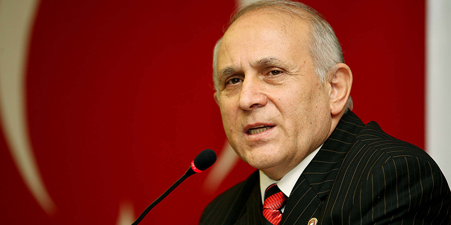 BURHAN KUZU'DAN ÇAĞRI: YENİ PARTİ KURULMASI CHP'NİN İŞİNE YARAR