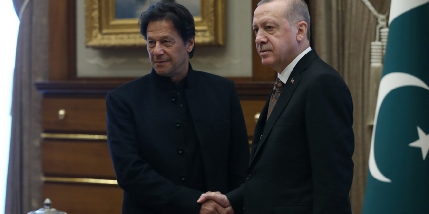 Cumhurbaşkanı Erdoğan, İmran Han İle Telefonda Görüştü