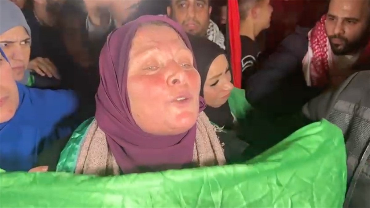 Filistinli Esir Kadın: Direnişçiler Olmasaydı Özgürlüğü Göremezdik