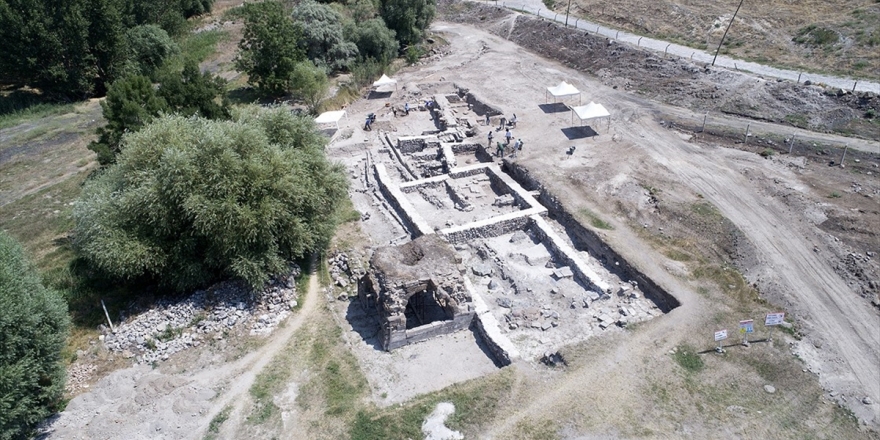 Tandırlar Ve Döşemeler Keykubadiye Sarayı'na Işık Tutacak