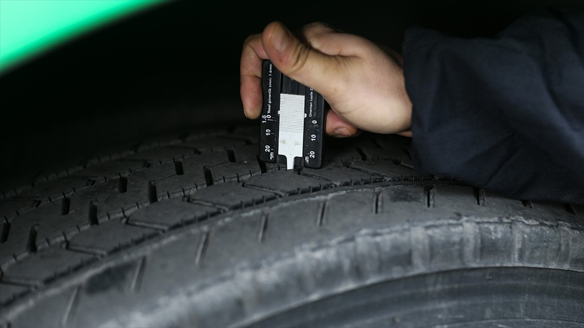 Zorunlu Kış Lastiği Uygulaması İstanbul'da Başladı