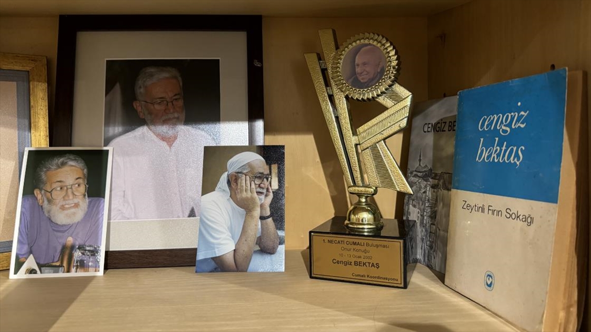 Şair Cengiz Bektaş İçin Arşiv Dolabı Oluşturuldu
