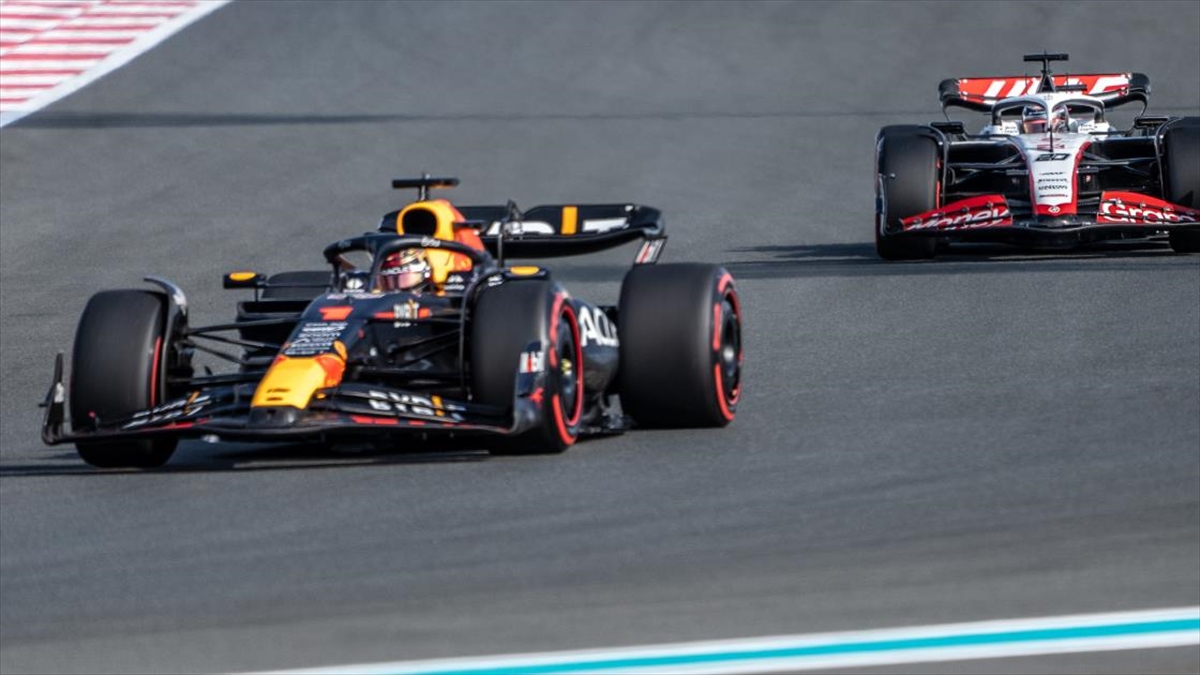 F1 Abu Dabi Grand Prix'sinde Pole Pozisyonu Verstappen'in