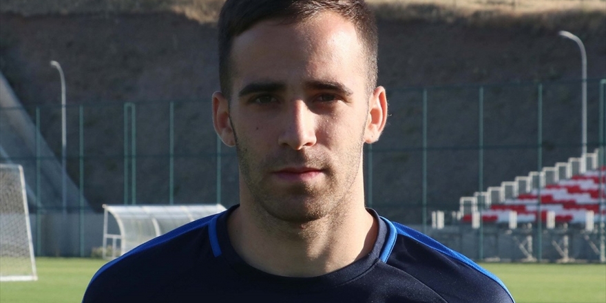 Mke Ankaragücü'nün Yunan Futbolcusu Türkiye'de Olmaktan Memnun