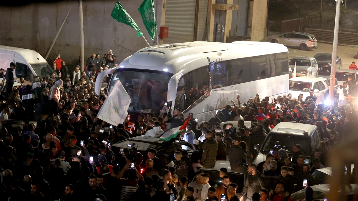 Filistin Esirler Cemiyeti: Gazze'de Alıkoyduğu Filistinlilerin Akıbetinden İsrail Sorumludur