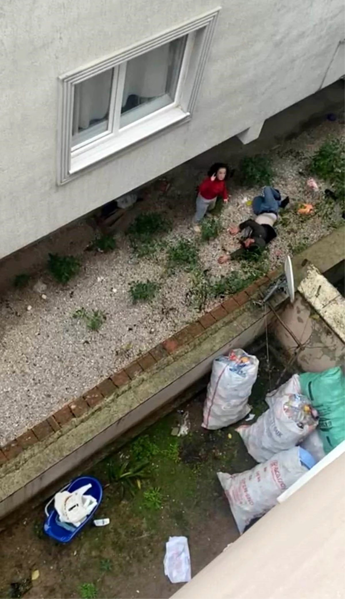 Kocasını 2. kattan aşağı düşüren kadın tutuklandı