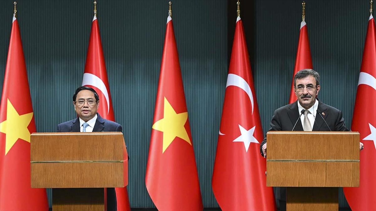 Cumhurbaşkanı Yardımcısı Yılmaz: Vietnam'ın Ho Şi Minh Şehrinde Başkonsolosluk Açma Konusunda Mutabık Kaldık