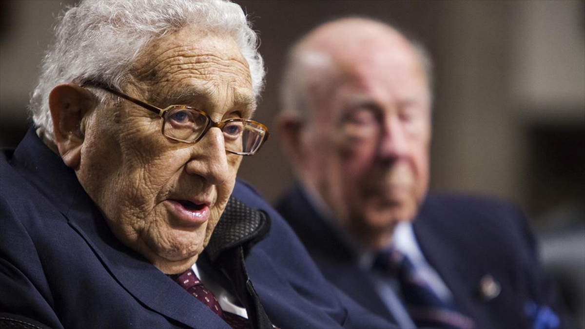 Soğuk Savaş Dönemi'nin Abd Dışişleri Bakanı Kissinger, 100 Yaşında Öldü