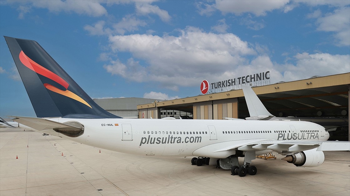 Türkiye'de Hava Yolunu Kullanan Yolcu Sayısı 11 Ayda 200 Milyona Ulaştı