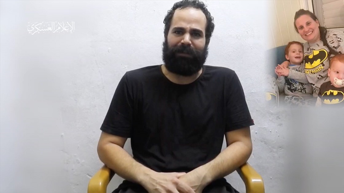 Hamas, İsrail Bombardımanında Ailesi Ölen Gazze'deki İsrailli Esirin Görüntülerini Paylaştı