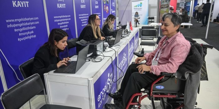 Engelsiz Yaşam Fuarı Ve Farkındalık Zirvesi'nde Engelli Bireylere Kariyer Fırsatı Sunuluyor