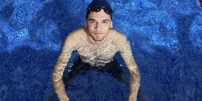 Engellerini Aşarak Yüzmede Madalyalara Kulaç Attı