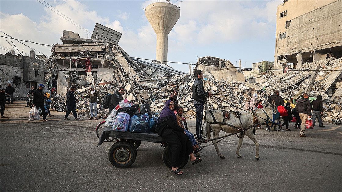 İsrail Basınına Göre Netanyahu Hükümeti, Filistinlileri Gazze'den Zorla Göç Ettirmeye Hazırlanıyor