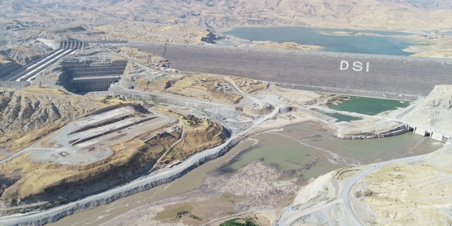 Ilısu Barajı'nda Su Tutma Testleri Başladı