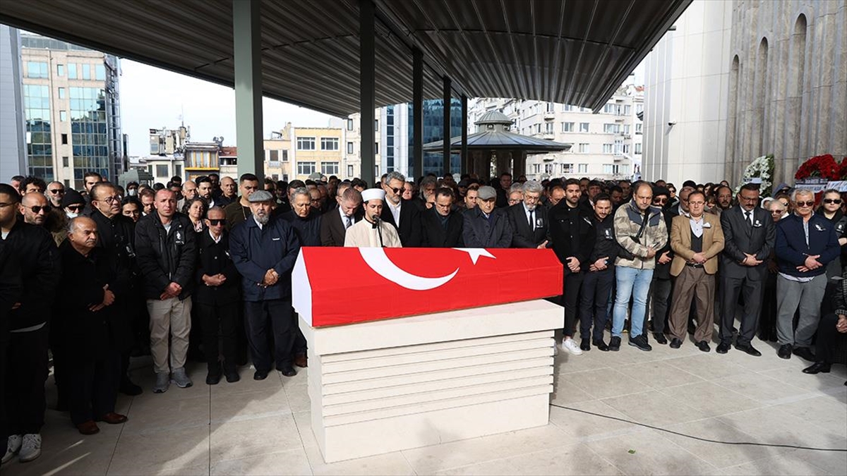 Sanatçı Can Gürzap Son Yolculuğuna Uğurlandı