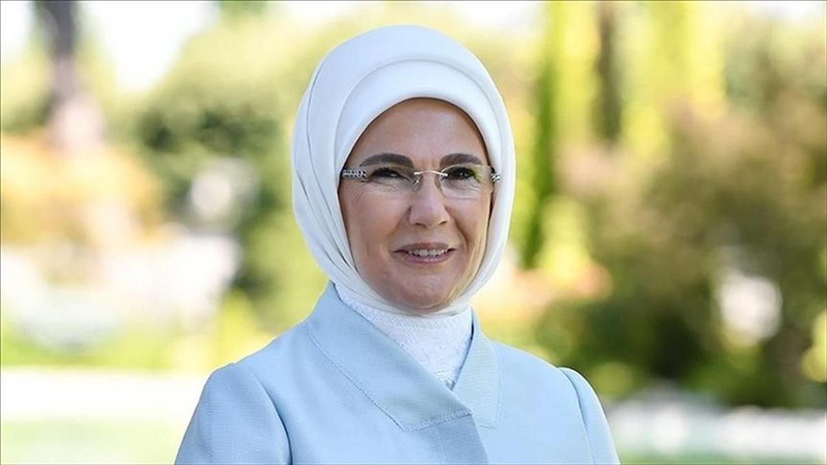 Emine Erdoğan, Türk Kadınının Seçme Ve Seçilme Hakkını Elde Etmesinin 89. Yılını Kutladı