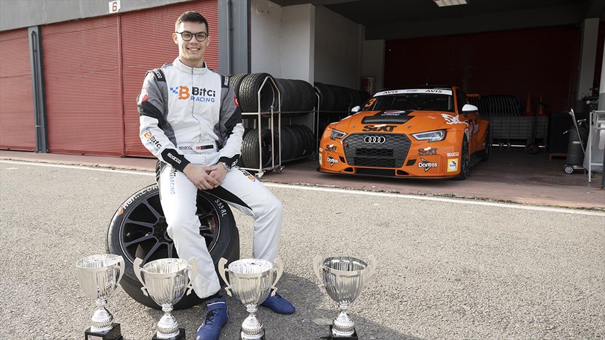 Pistlerin "ehliyetsiz" Yıldız Adayı Zekai Özen