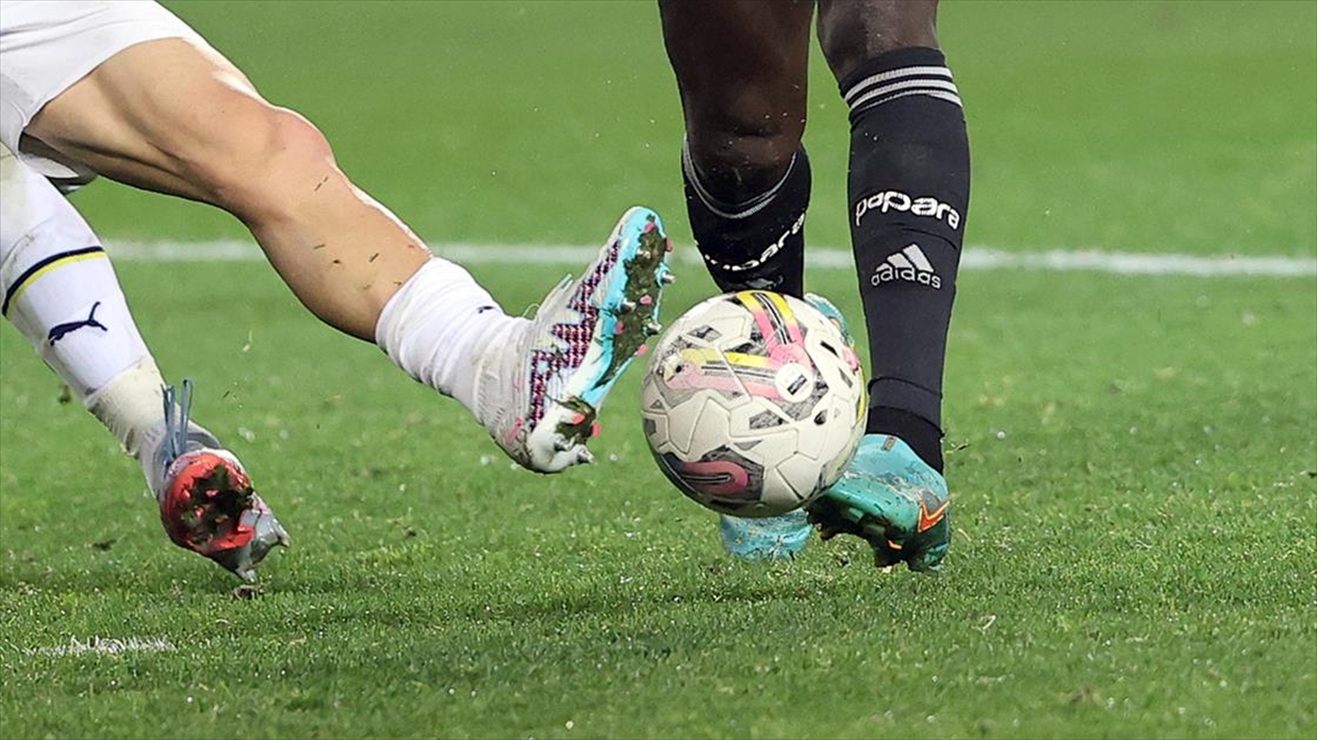 Beşiktaş-fenerbahçe Derbisinde Sarı-lacivertli Taraftar Da Yer Alacak