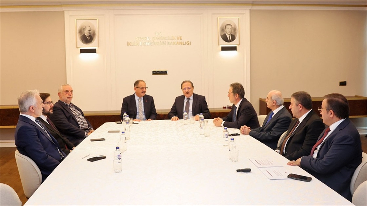 Bakan Özhaseki:  Afetten Zarar Gören Tüm Şehirlerimizi Eskisinden Daha Güvenli Ve Güzel Hale Hep Birlikte Getireceğiz