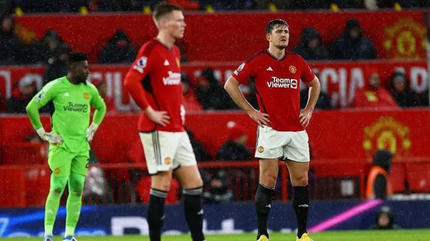 Manchester United, evinde farklı mağlup oldu!