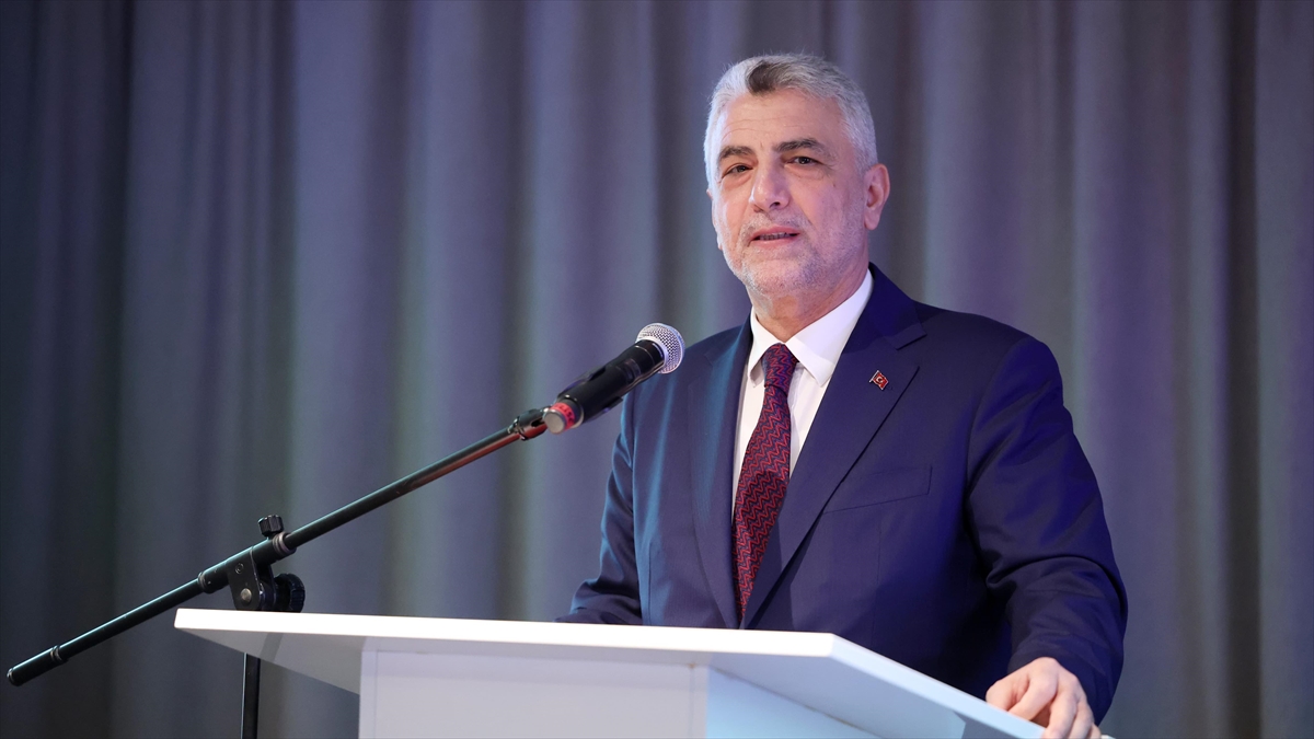 Bakan Bolat: Dış Ticaret Açığındaki Azalışın Kasım Ayı Cari İşlemler Hesabına Pozitif Katkısını Bekliyoruz