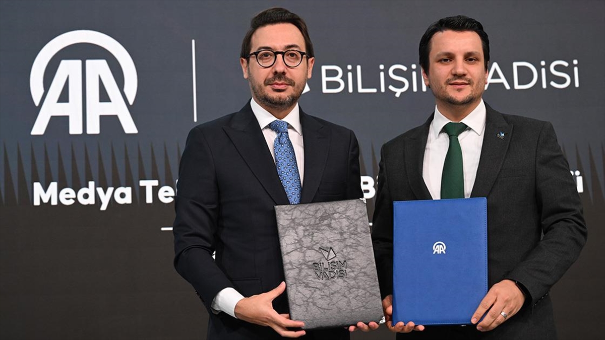 Bilişim Vadisi Genel Müdürü Tüzgen: Anadolu Ajansı İle İmzaladığımız Protokolle Hackathon Başvuruları Bugün Başlayacak