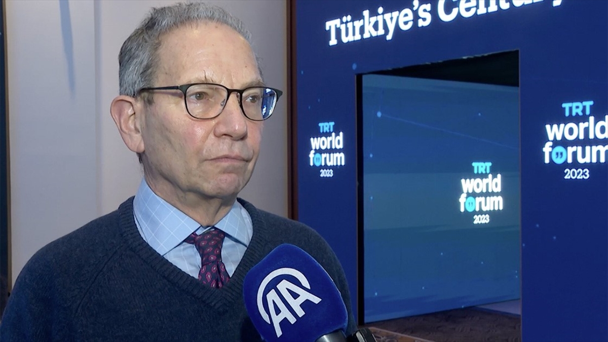 Amerikalı Prof. Kupchan'a Göre Ukrayna, Toprak Bütünlüğünü Müzakereyle Kazanacak