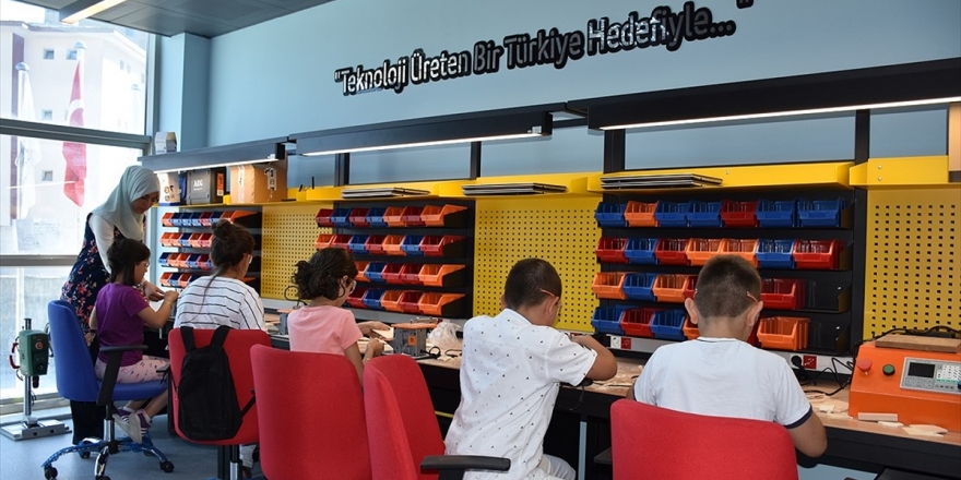 Hakkari'de Geleceğin Mucitleri Yetişiyor