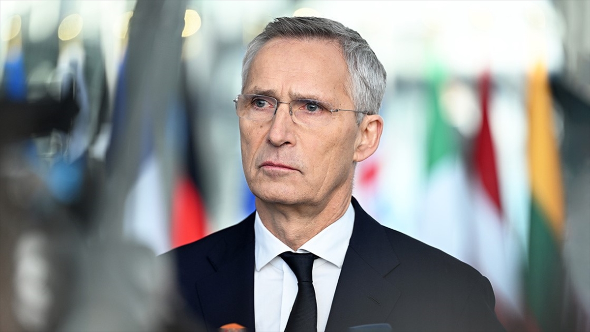 Stoltenberg: Ukrayna'yı Desteklemek Kendi Güvenliğimize Yatırım