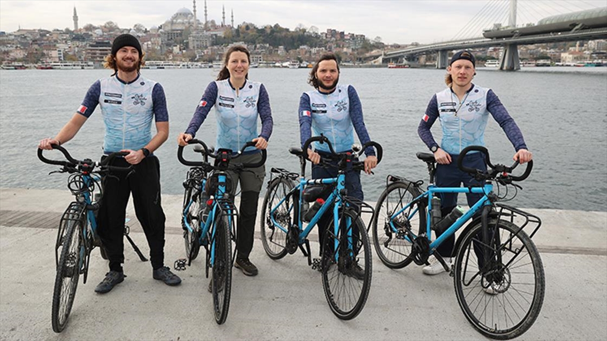 Su Krizine Karşı Farkındalık İçin Yeni Zelanda'dan Fransa'ya Bisiklet Sürüyorlar