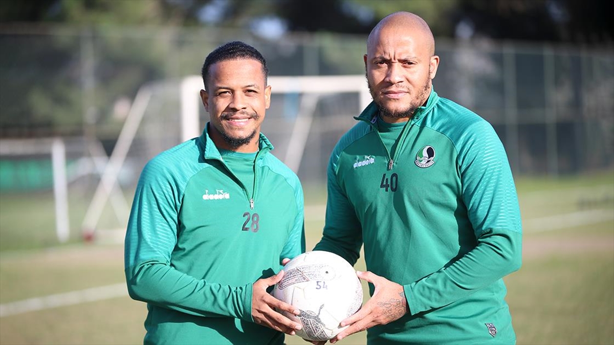 Sakaryaspor'un Hücum Hattı Takımın Başarısında Önemli Rol Oynuyor