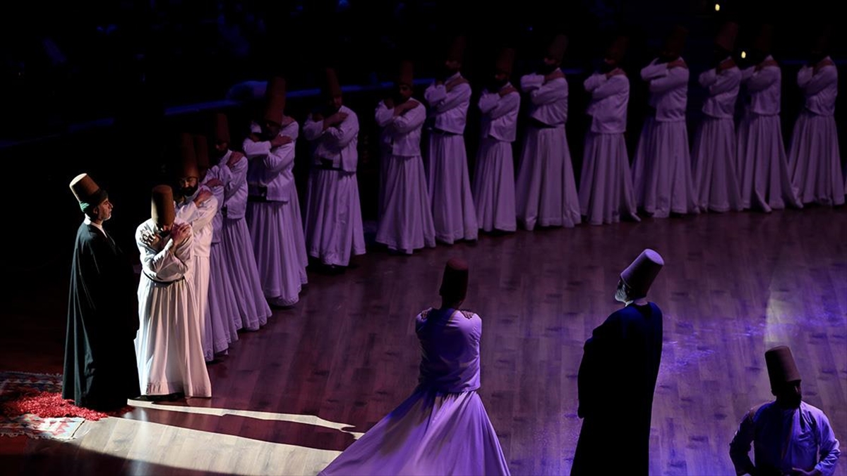 Mevlana Kültür Merkezi'nde Sema Ayini Şerifi İcra Edildi