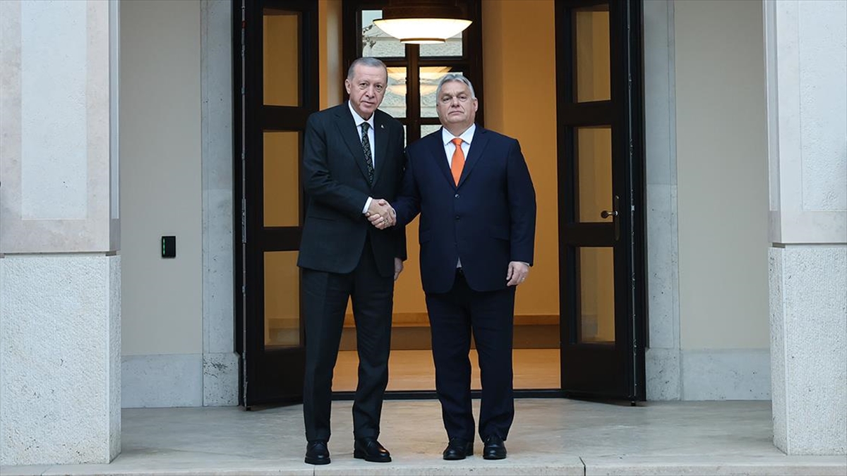 Cumhurbaşkanı Erdoğan, Macaristan Başbakanı Orban İle Görüştü