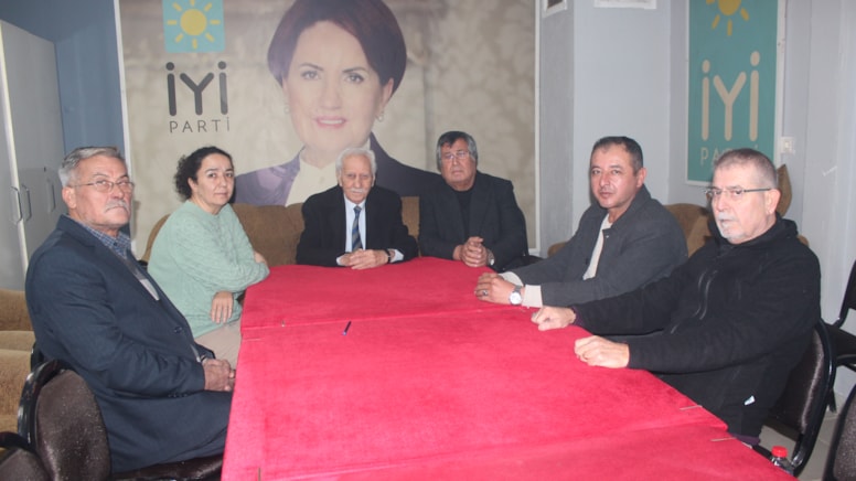 İYİ Parti’nin ilçe yönetiminde ‘aday’ istifaları