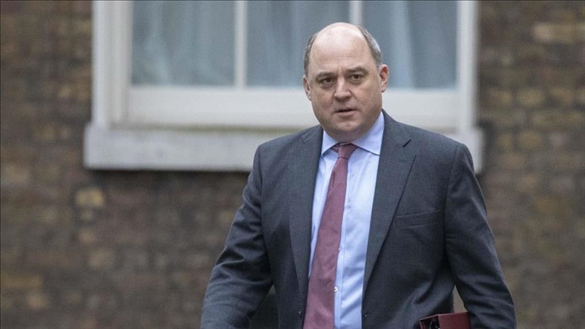 Eski İngiltere Savunma Bakanı Wallace, İsrail'i Gazze'de "yasal Zemini Kaybettiği" Konusunda Uyardı