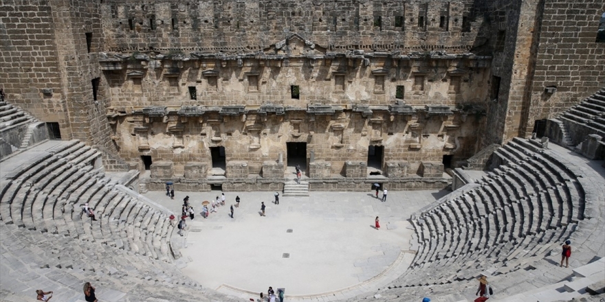 Tarihin Görkemli Tanığı: Aspendos