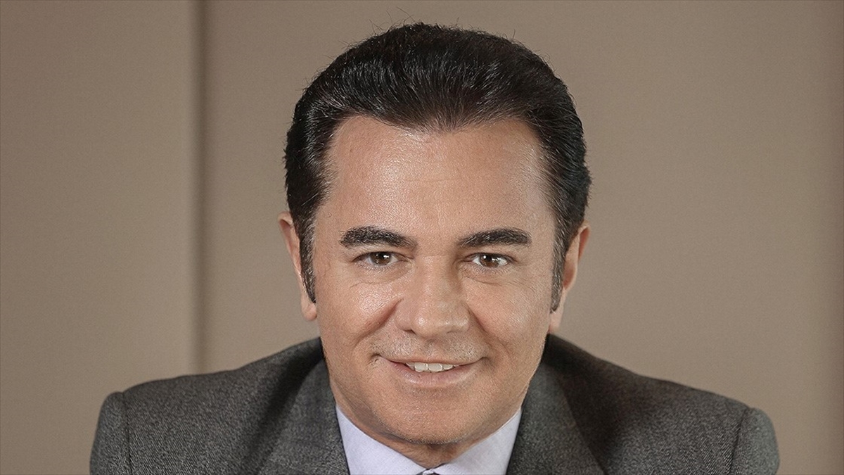 Denizbank Genel Müdürü Ateş, Tl'ye Geçişi Teşvik Edecek Adımların Devam Edeceğini Öngörüyor