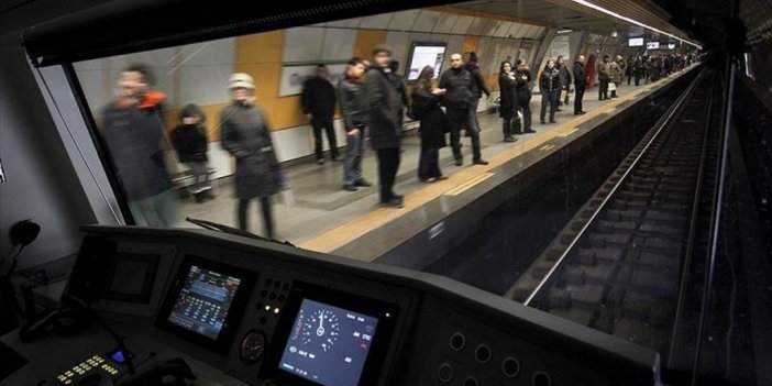 Kadıköy-sabiha Gökçen Havalimanı Metrosunda Arıza Nedeniyle Yoğunluk Yaşandı