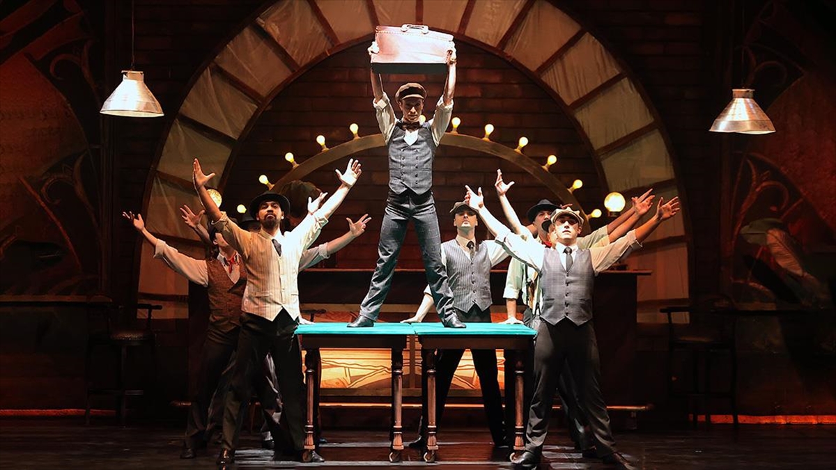 Fitzgerald'ın Klasikleşmiş Eseri "muhteşem Gatsby" Baleyle Sahneye Taşınıyor