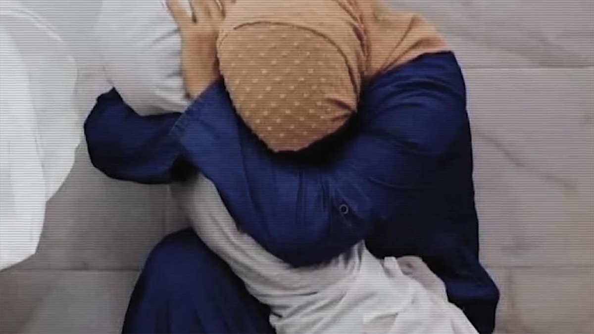 Esra Elönü'nün Gazzeli Bebekler İçin Yazdığı Ninni Büyük Beğeni Topladı