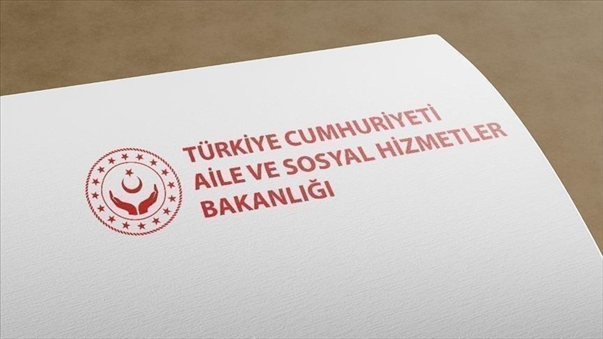 Aile Ve Sosyal Hizmetler Bakanlığı: Şehitlerimizi Ve Ailelerini Hedef Alan Paylaşımları Şiddetle Kınıyoruz