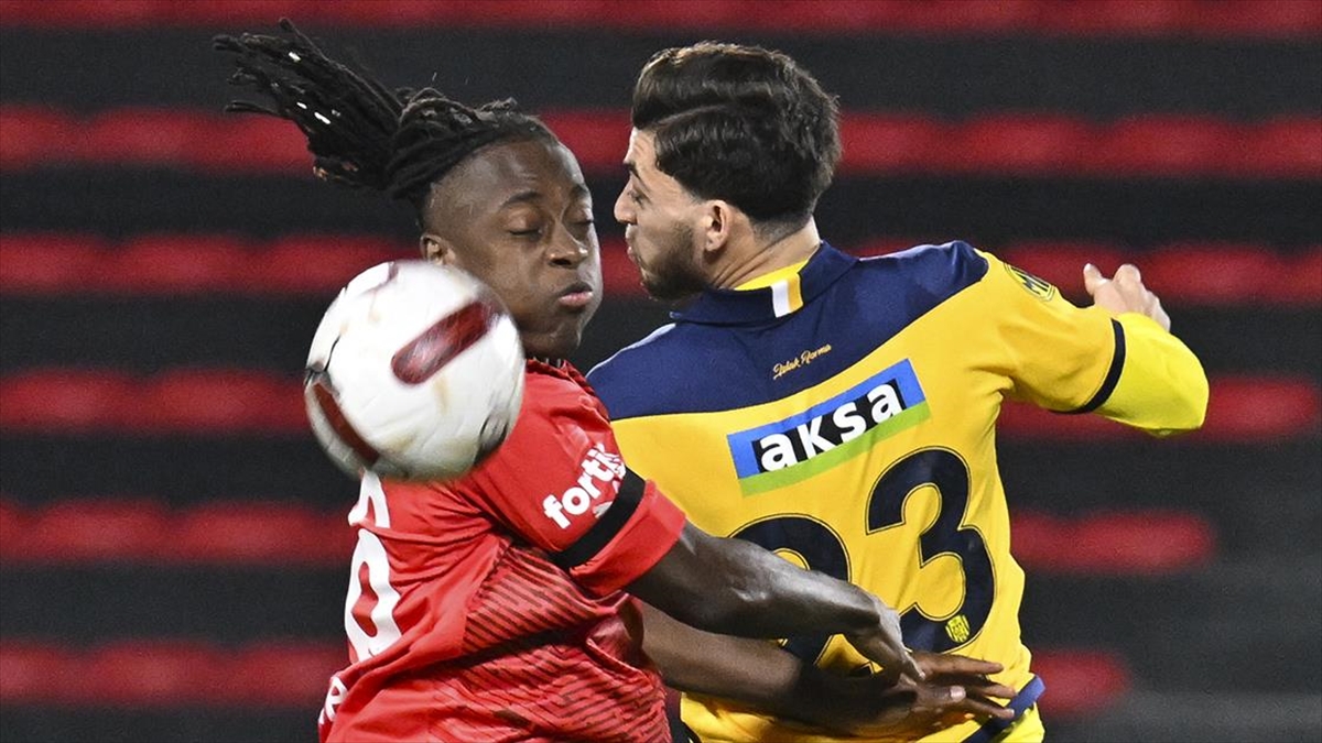 Pendikspor İle Ankaragücü 1-1 Berabere Kaldı