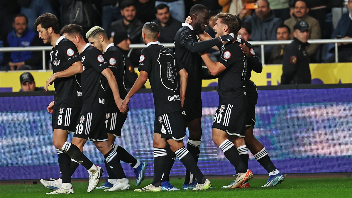 Beşiktaş Deplasmandan 3 Puanla Ayrıldı