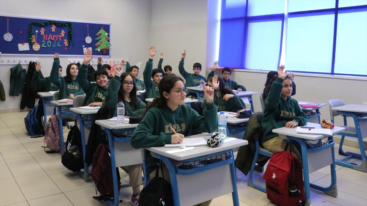 Deprem Bölgesindeki Özel Okul Öğrencileri İçin Eğitim Öğretim Desteğine Başvurular Sürüyor