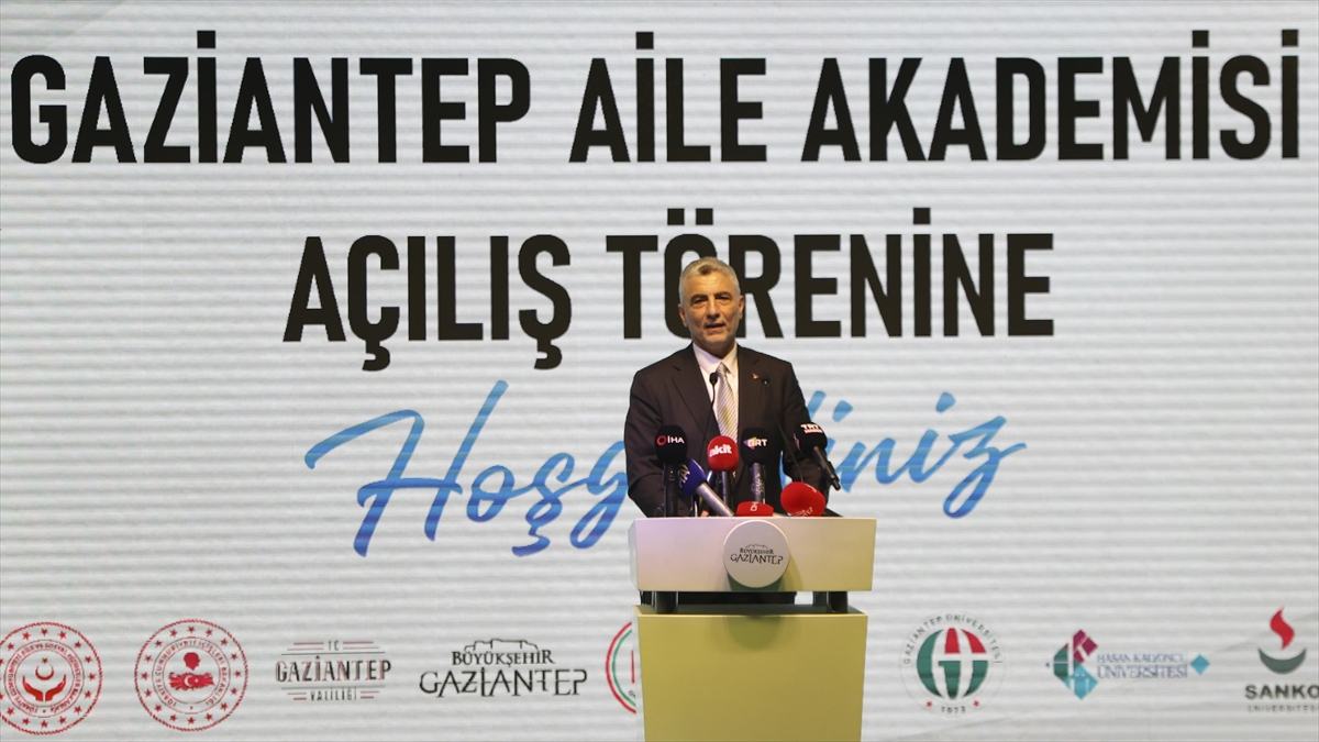 Ticaret Bakanı Bolat: Gıda Enflasyonunu Azaltmak Adına Kooperatiflerimizin Sayısını Çoğaltmak Zorundayız