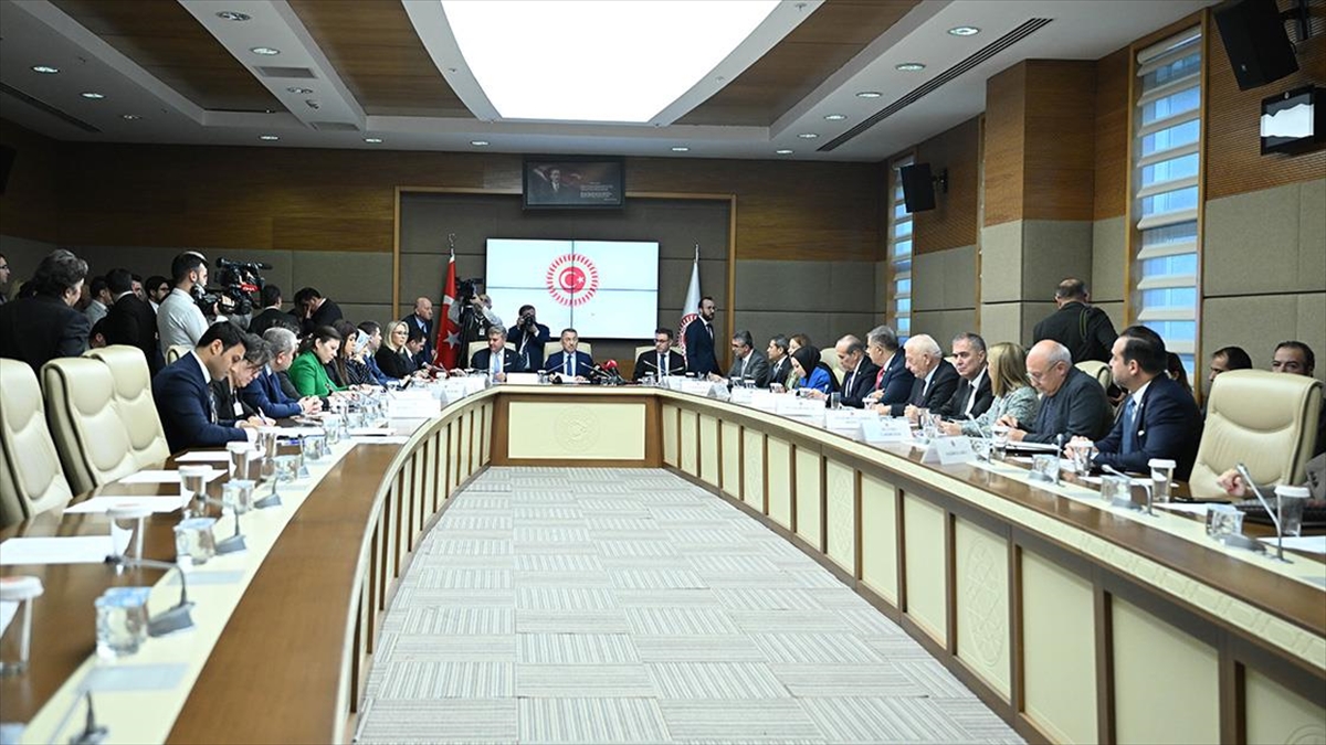 İsveç'in Nato'ya Katılımına İlişkin Teklif Tbmm Dışişleri Komisyonunda Kabul Edildi