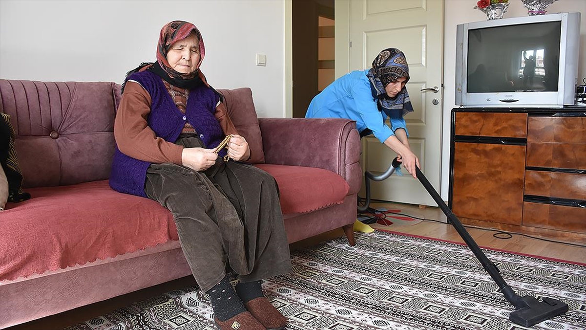 Ulusal Vefa Programı İle Bu Yıl 127 Bin 720 Yaşlı Ve Engelli Vatandaşa Ulaşıldı