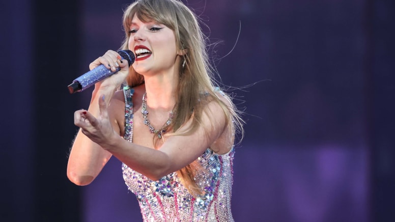 2023’ün yıldızı Taylor Swift ağırlığını koydu: Plak satışları zirvede