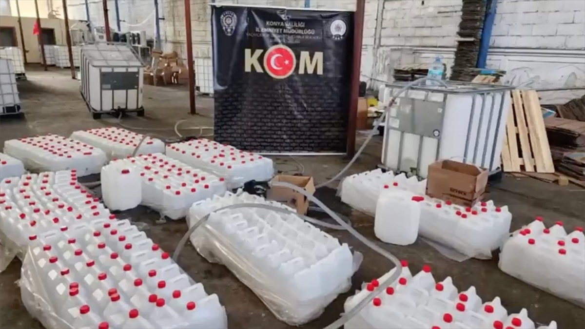 Kaçak Ve Sahte İçki Ticaretine Yönelik Operasyonla 35 Milyon Liralık Vergi Kaybı Engellendi