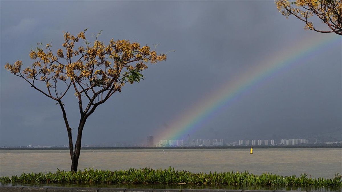 Yılbaşında Yurdun Batısı Yağmurlu, Diğer Bölgeler Yağışsız Olacak